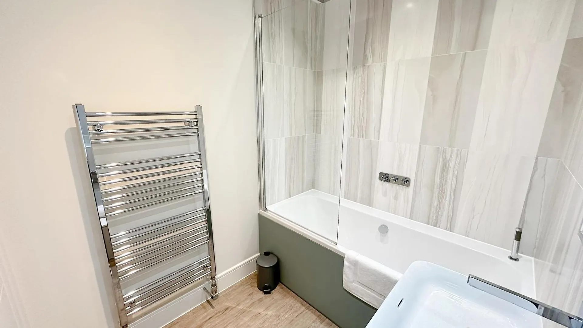 Luxury 2 Bed - Free Private Parking - Contractors Apartamento Newcastle Upon Tyne 0*,  Reino Unido